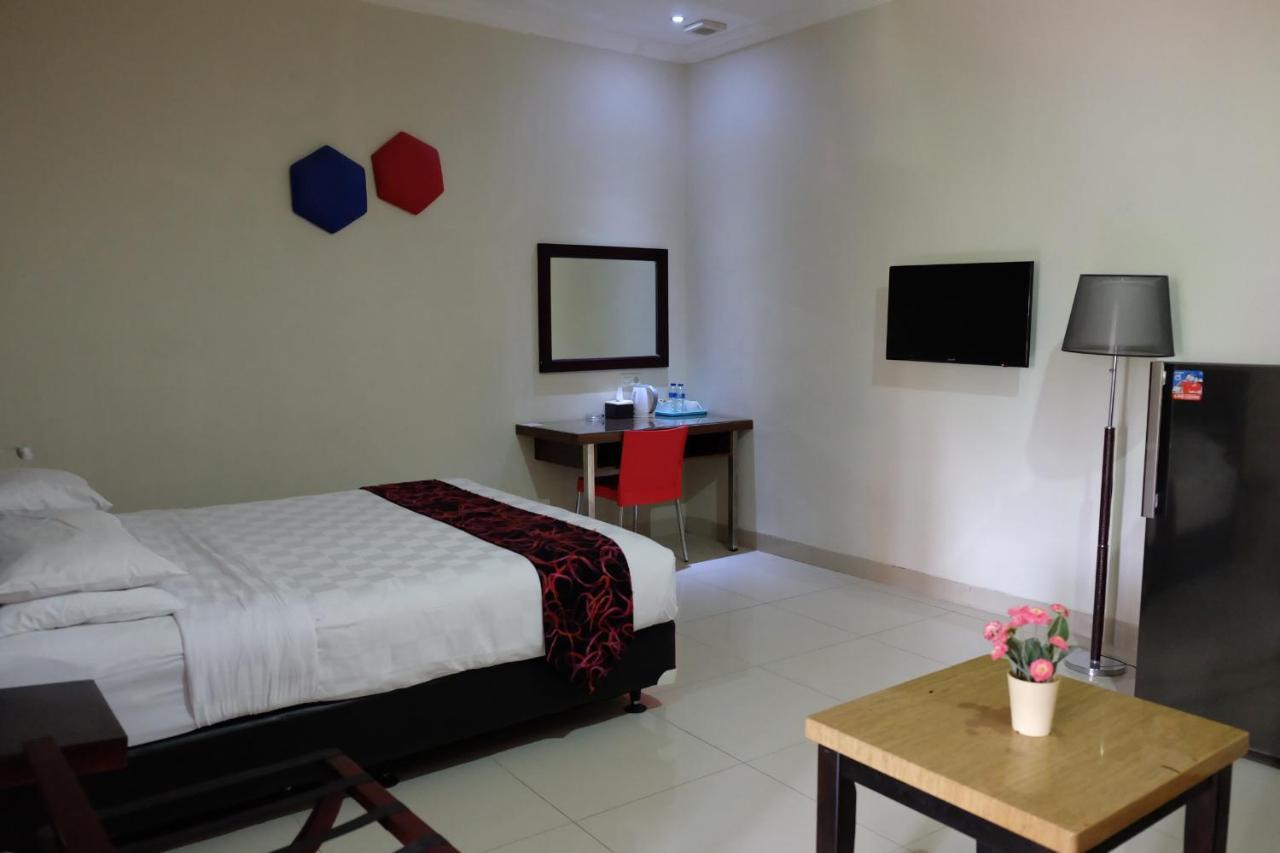Atlantic Hotel Ambon Exterior foto